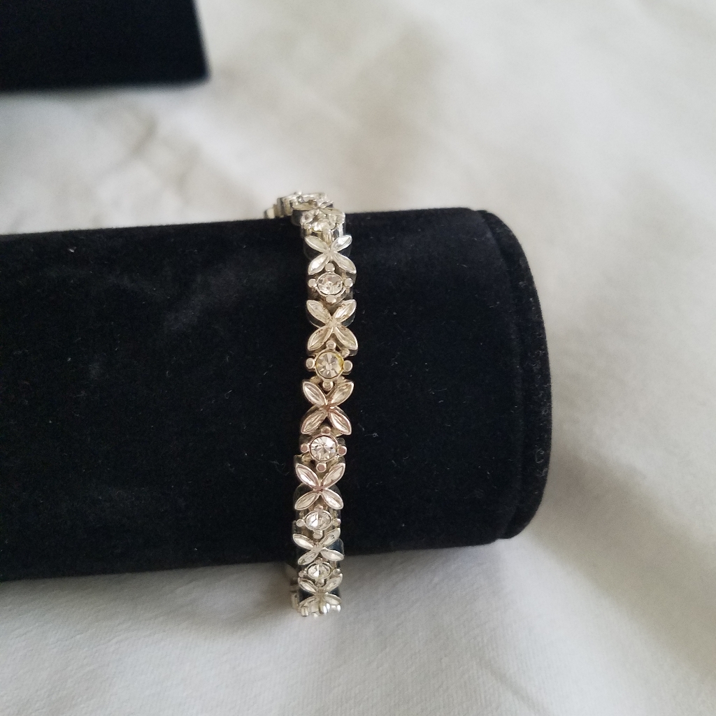 Tennis Style Silver Tone  Cz Bracelet